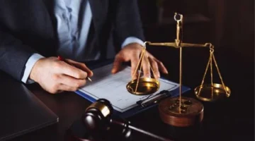 وظيفة أخصائي الدراسات والتشريعات القانونية براتب شهري مجزي 